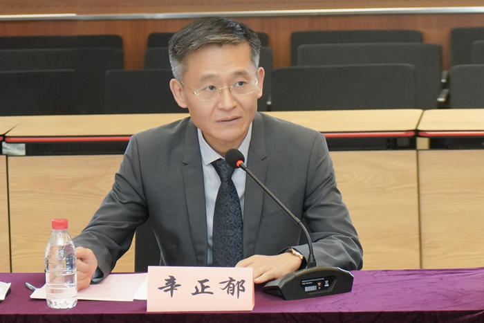 辛正郁.jpg 辛正郁.jpg